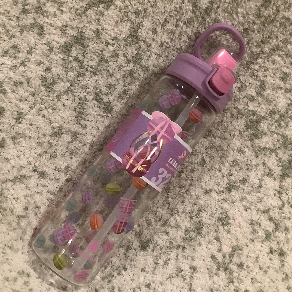 Valentines Day Pastel Macaroons Glass Leak-Proof Water Bottle Manna 32 oz NWT - Picture 6 of 16